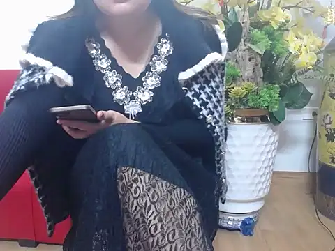 Snapshot of Nanaly_Sweet chatting on February 2025 01:15:01 AM Nanaly Sweet online show from February 2025 01:15:01 AM