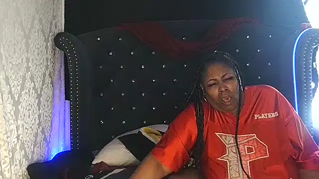 msyvette1970xh online show from December 2024 03:55:01 PM