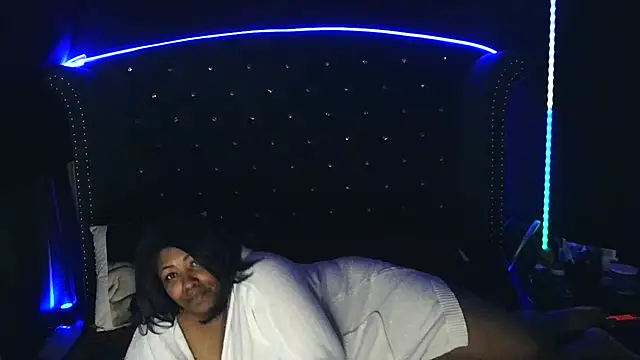 msyvette1970xh online show from February 2025 05:05:01 AM