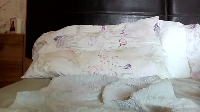 Snapshot of apollarda chatting on December 2024 01:43:02 PM apollarda online show from December 2024 01:43:02 PM