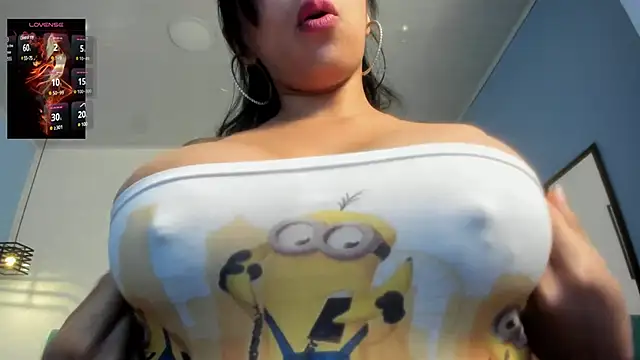 tiffani  love online show from February 2025 03:41:02 PM