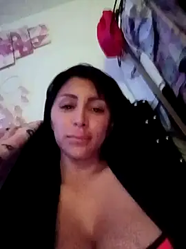 tiffani  love online show from October 2025 12:14:02 PM