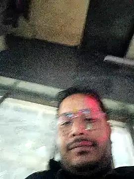 DeepakXxxR86 online show from November 2025 06:29:02 PM