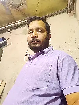 DeepakXxxR86 online show from December 2025 01:07:01 PM