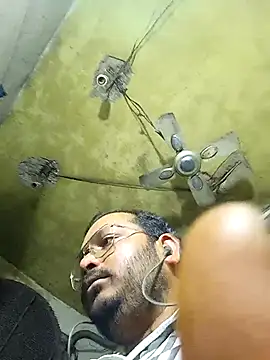 DeepakXxxR86 online show from January 2026 02:00:02 PM