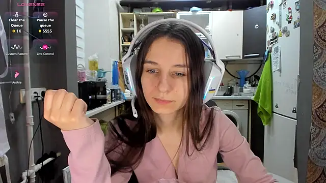  Nika Kik online show from February 2026 09:42:01 PM