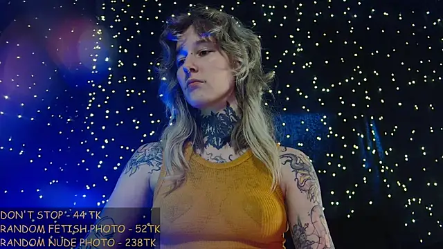 Snapshot of Littlespacemouse chatting on June 2026 10:13:02 AM Littlespacemouse online show from June 2026 10:13:02 AM