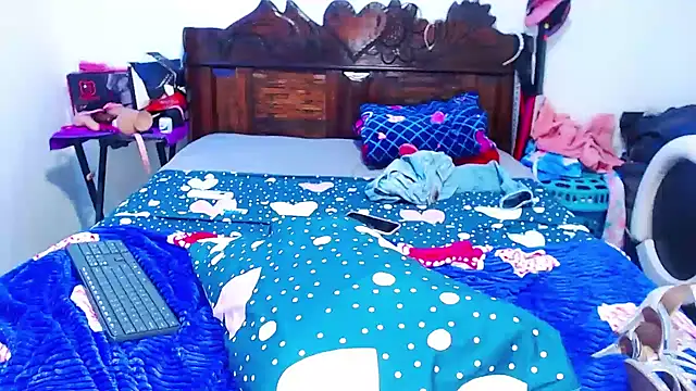 Candy-love87 online show from January 2025 07:52:01 PM