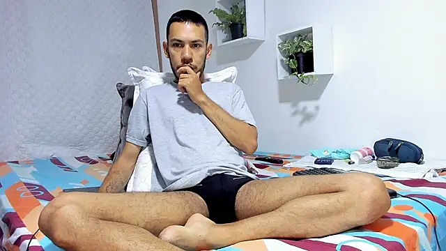 Aronxxs online show from February 2025 11:53:01 AM