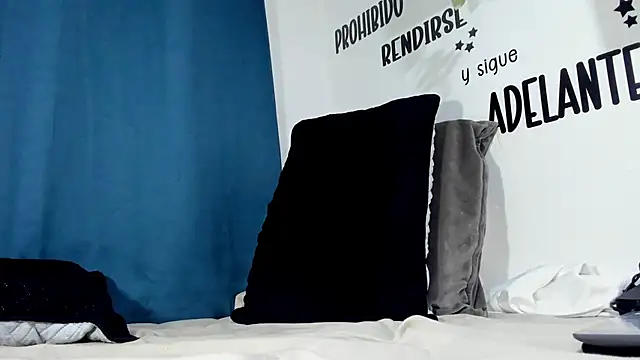 Aronxxs online show from November 2025 09:20:02 AM