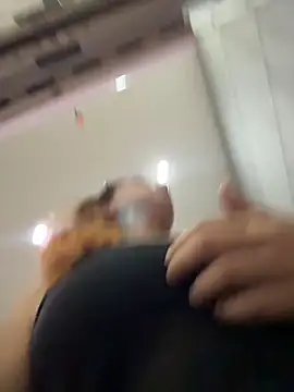 Mon Cherry online show from April 2026 01:36:01 AM