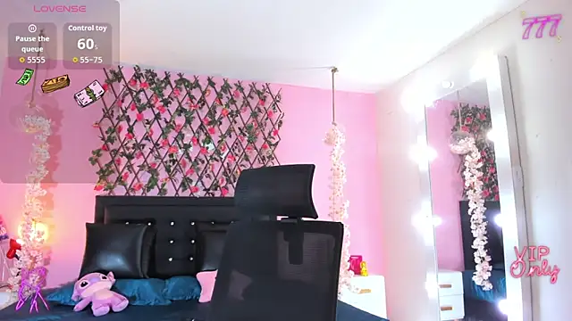 SamaraCortez online show from March 2026 07:54:01 PM