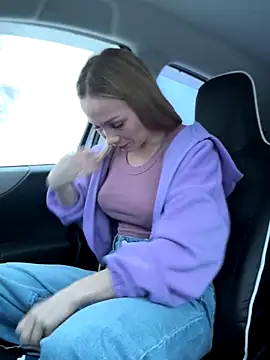 LavenderHot online show from November 2025 02:21:01 AM