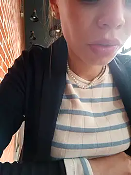 Violeta 12- online show from December 2024 07:32:01 PM