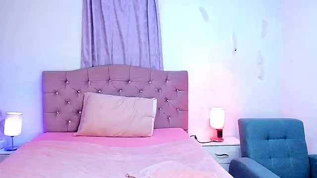 Latinabombsheell online show from December 2025 06:32:02 AM