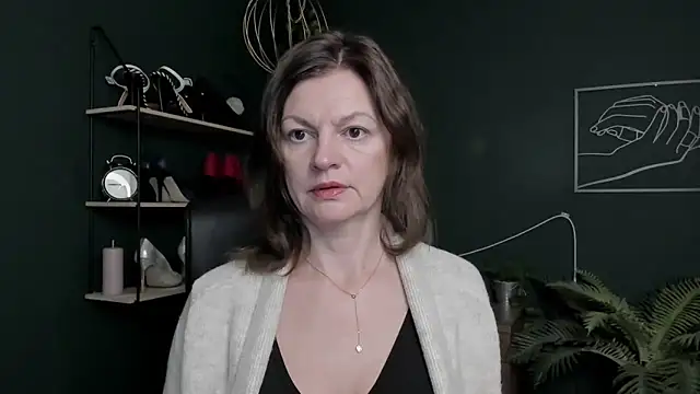 VivianWILD online show from October 2025 07:32:01 AM