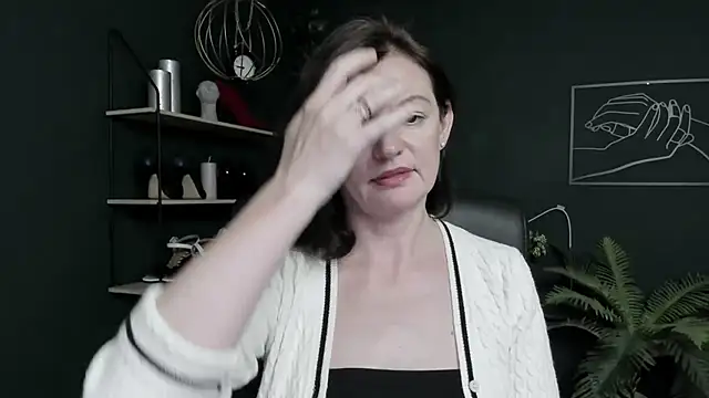 VivianWILD online show from July 2026 06:23:01 PM