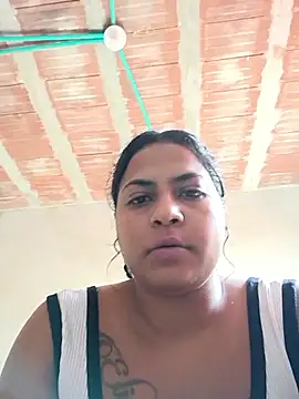 Giselabrunette25 online show from November 2025 02:31:02 PM