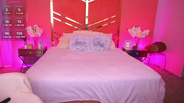 Miki Kivi online show from April 2026 12:35:01 AM