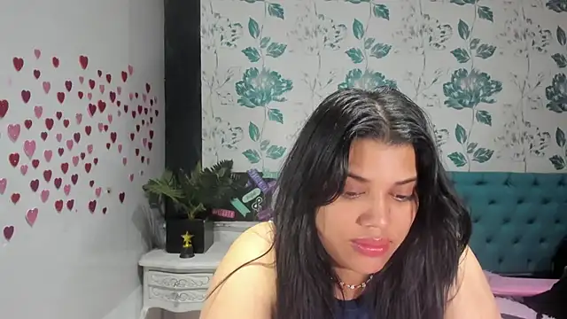 Snapshot of LindaBreeS chatting on March 2025 09:23:01 PM LindaBreeS online show from March 2025 09:23:01 PM