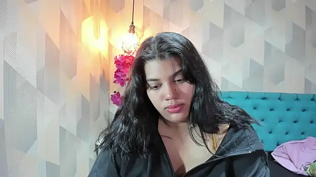 LindaBreeS online show from January 2026 07:11:01 PM