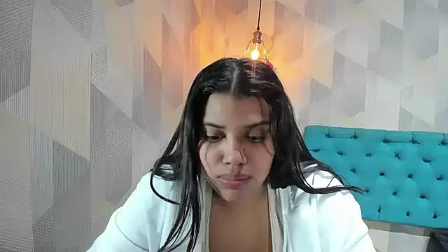 LindaBreeS online show from June 2026 06:22:02 PM