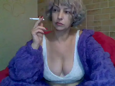 Snapshot of Lorie_Carrie chatting on December 2024 03:58:01 PM Lorie Carrie online show from December 2024 03:58:01 PM