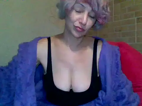 Snapshot of Lorie_Carrie chatting on December 2024 03:35:01 PM Lorie Carrie online show from December 2024 03:35:01 PM