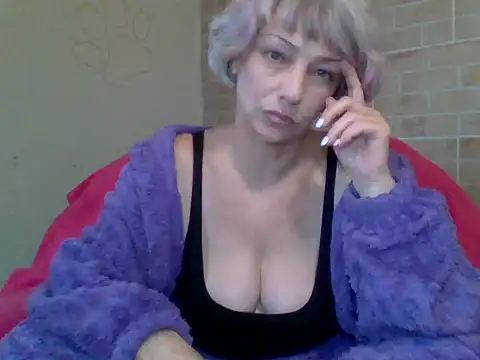 Snapshot of Lorie_Carrie chatting on January 2025 11:33:01 AM Lorie Carrie online show from January 2025 11:33:01 AM