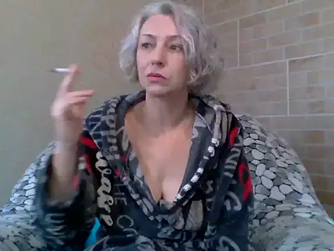 Snapshot of Lorie_Carrie chatting on October 2025 09:52:02 AM Lorie Carrie online show from October 2025 09:52:02 AM