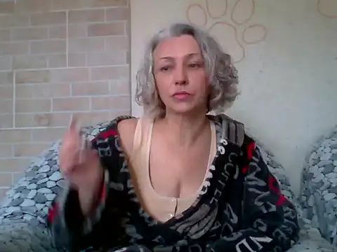 Snapshot of Lorie_Carrie chatting on May 2026 07:49:01 AM Lorie Carrie online show from May 2026 07:49:01 AM