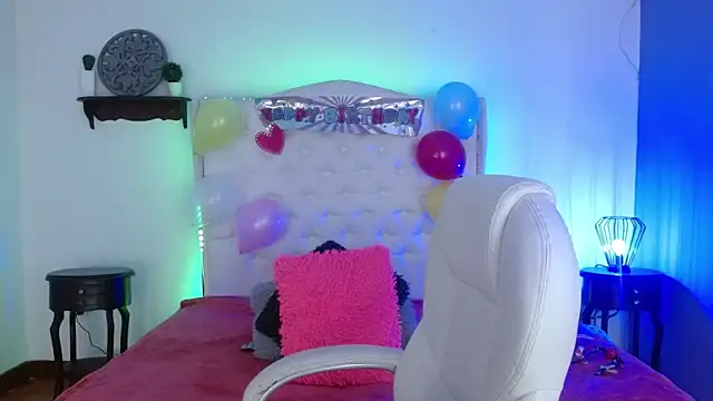 elena detroya online show from January 2025 12:18:01 PM