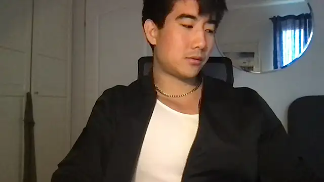 jungcock3210 online show from October 2025 10:38:01 AM