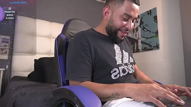 THIAGOXBIG online show from February 2026 09:22:01 PM