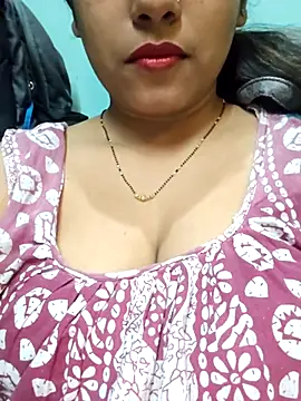 sexyindi couple online show from March 2025 06:00:02 PM