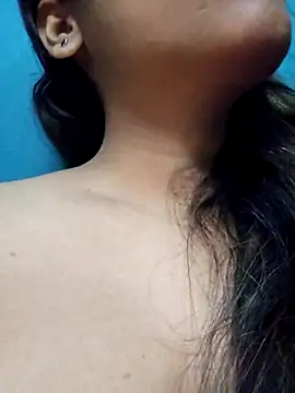 sexyindi couple online show from September 2025 02:07:02 PM