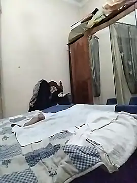 Lucia8600 online show from November 2025 09:14:01 PM