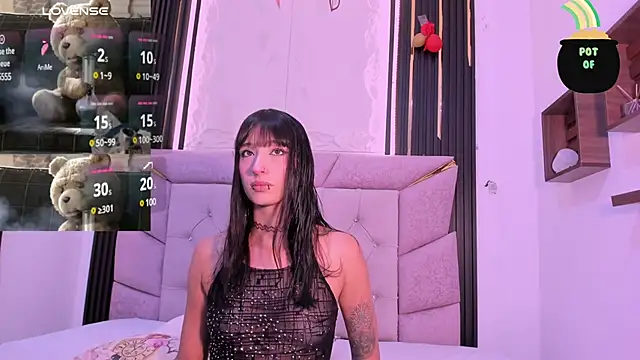 Snapshot of laurem-paulette chatting on March 2025 07:10:01 PM laurem-paulette online show from March 2025 07:10:01 PM