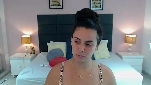 MadisonJenner online show from January 2025 05:19:01 PM