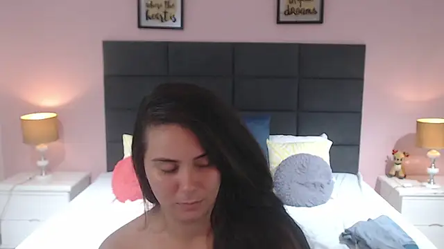 MadisonJenner online show from February 2025 05:40:02 PM