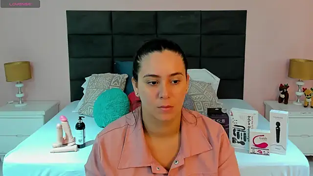 MadisonJenner online show from November 2025 10:43:02 AM