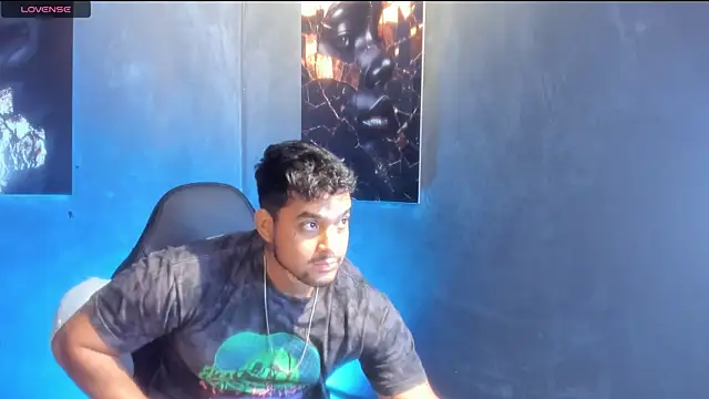 Big furry bear13 online show from September 2025 05:02:02 AM