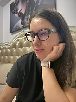 Snapshot of HotXMom chatting on June 2026 06:23:02 AM HotXMom online show from June 2026 06:23:02 AM