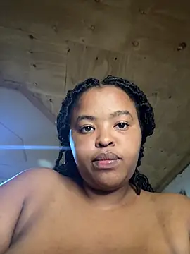Snapshot of Linahlove chatting on January 2025 08:32:01 PM Linahlove online show from January 2025 08:32:01 PM
