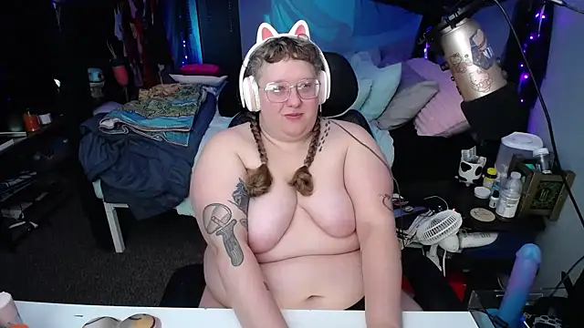 FatVeronica online show from February 2025 12:19:01 PM