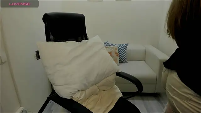 AlisaBacker online show from December 2024 01:12:01 PM