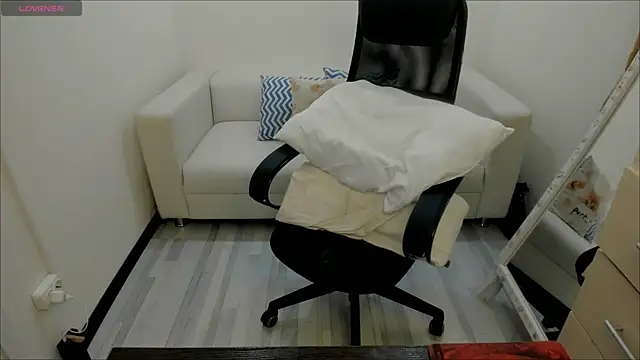 AlisaBacker online show from January 2025 12:24:01 PM