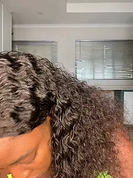 Ass-Queen online show from April 2026 09:01:01 AM