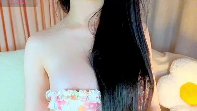 Snapshot of Embez-Damdang chatting on January 2026 04:20:01 PM Embez-Damdang online show from January 2026 04:20:01 PM