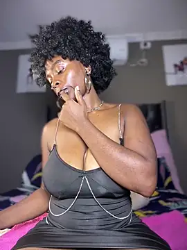 Candy-Heart online show from April 2026 01:00:02 AM